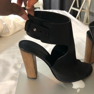 VINCE open toe buckle back sandals